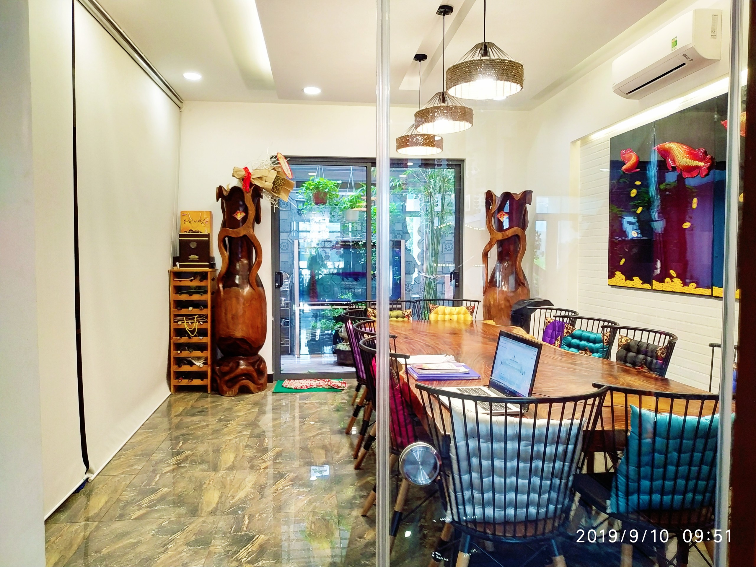 van-phong-ao-10-1662364912.jpeg